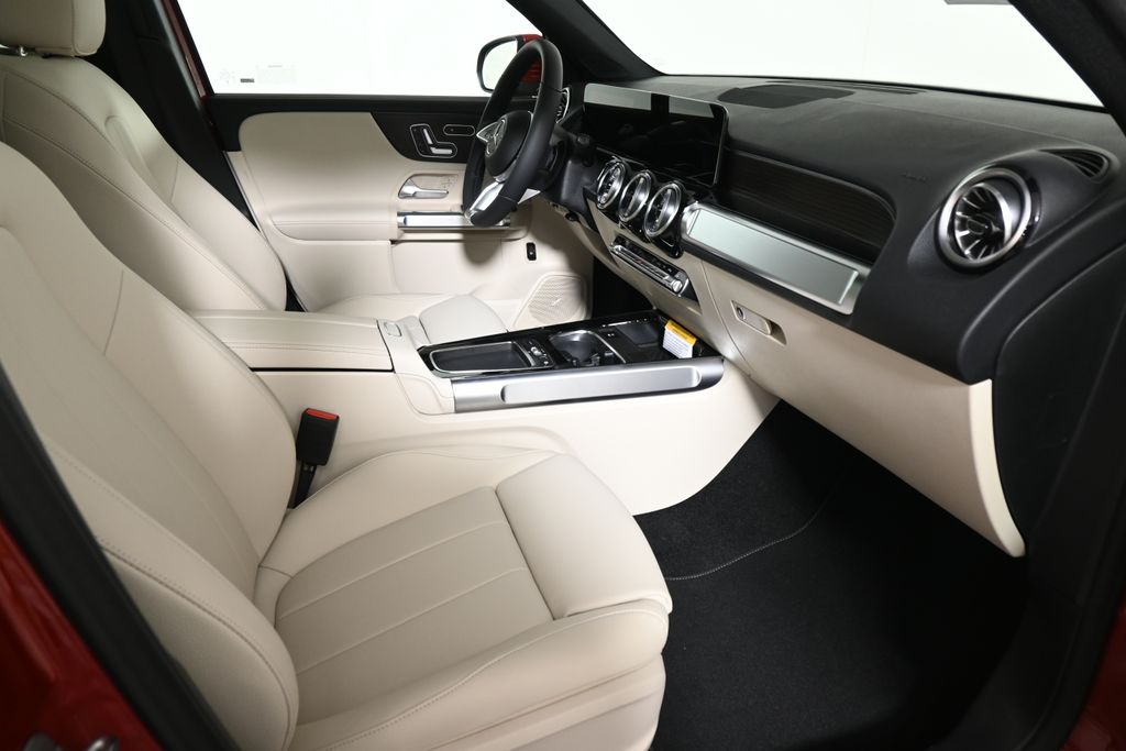 Thumbnail: 2026 Mercedes-Benz GLB - 21