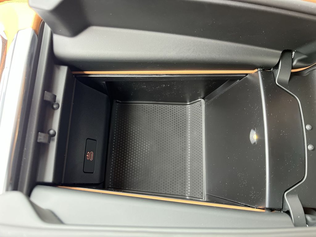 Thumbnail: 2026 BMW X7 - 21