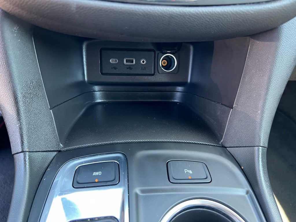 Used 2024 Chevrolet Equinox SUV