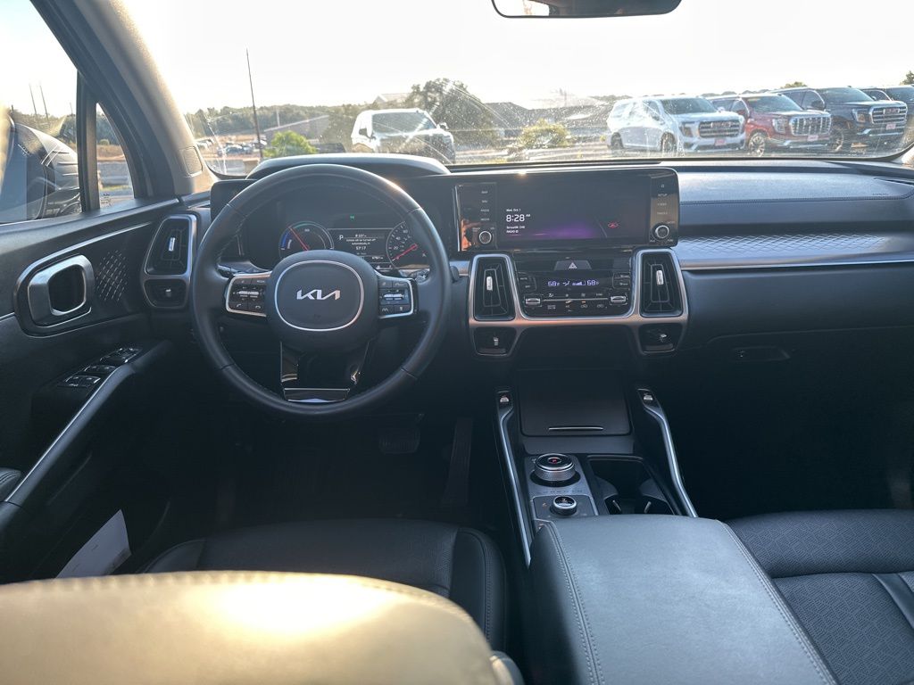 Used Car 2022 Kia Sorento Hybrid  Ex For Sale Under $30,000 In Austin, Texas