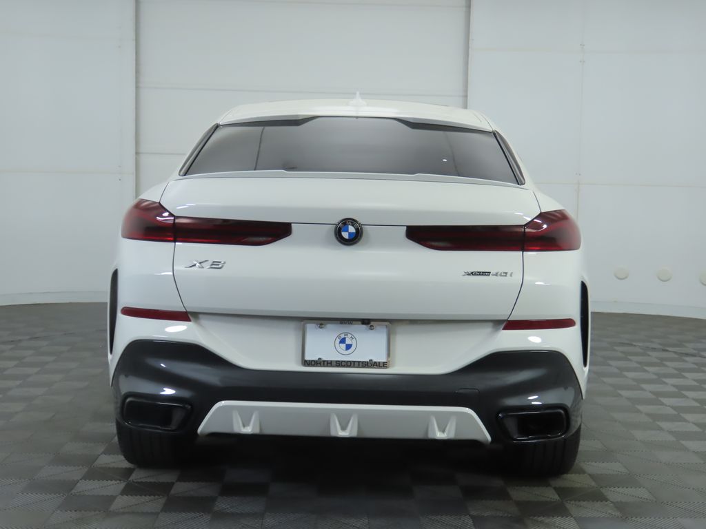 Thumbnail: 2022 BMW X6 - 6