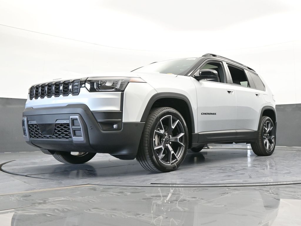 New 2026 Silver Zynith Clearcoat Jeep Overland image 52