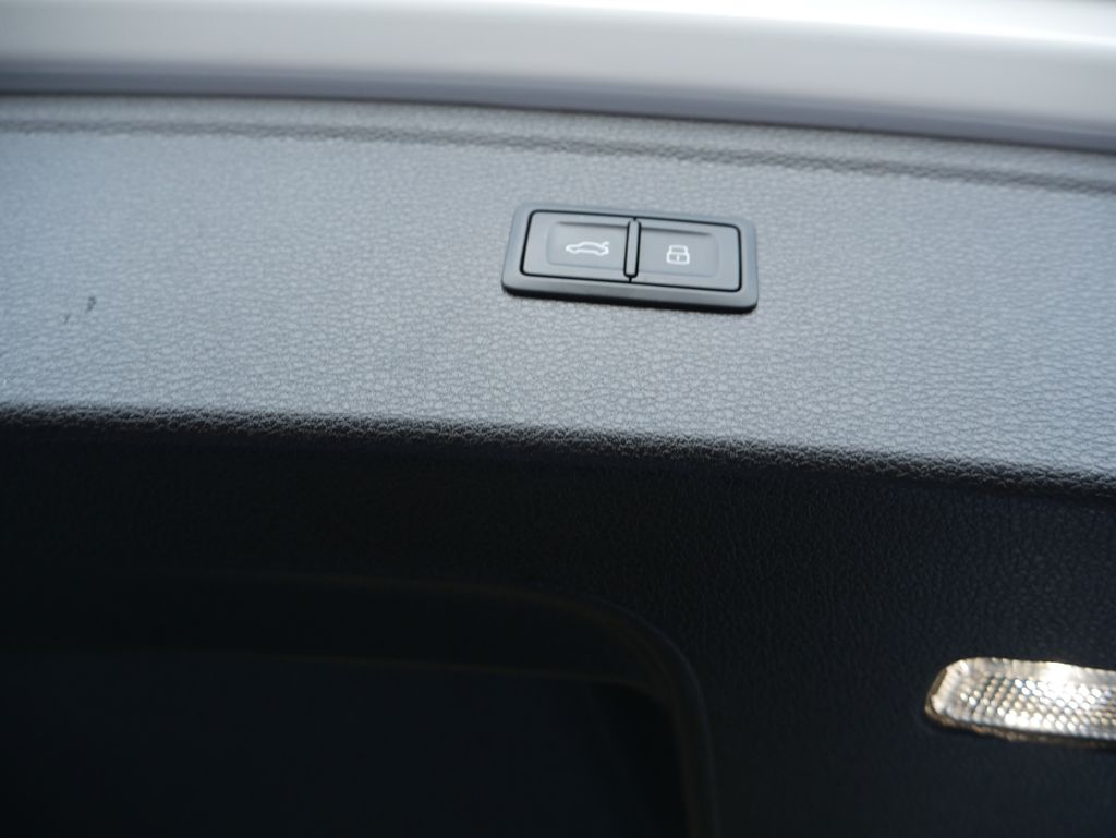 Thumbnail: 2023 Audi Q5 - 27