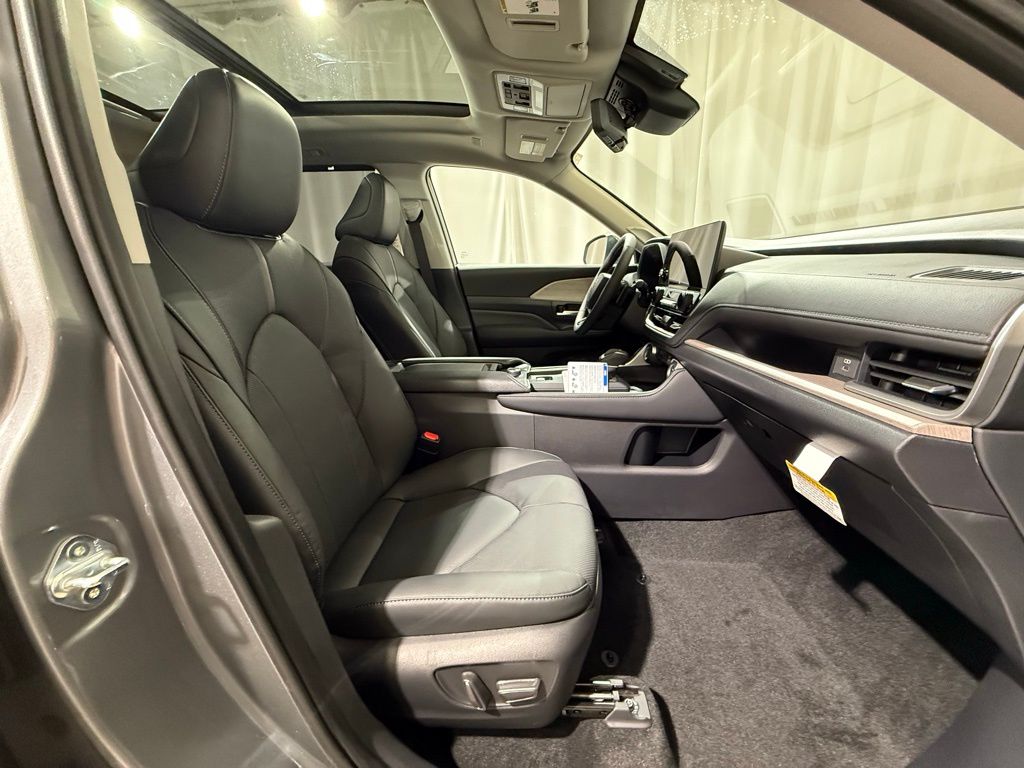 Thumbnail: 2026 Toyota Grand Highlander - 24