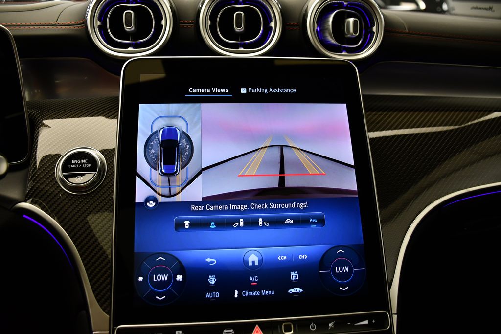 Thumbnail: 2025 Mercedes-Benz GLC - 27