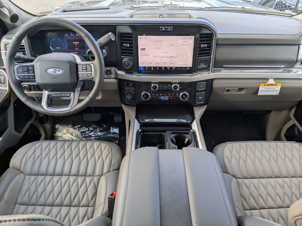 2025 Ford F-250 Super Duty Platinum