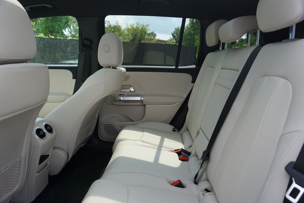 Thumbnail: 2025 Mercedes-Benz GLB - 13