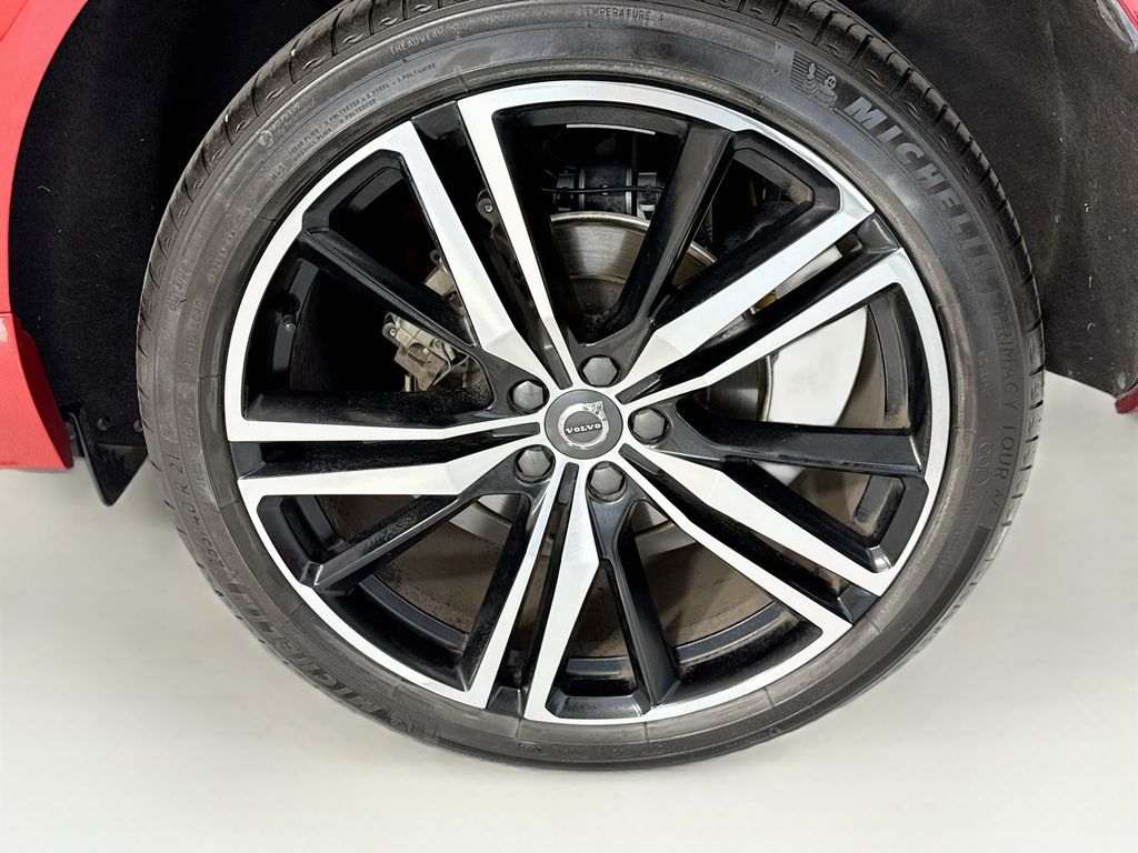 Thumbnail: 2021 Volvo XC60 - 31