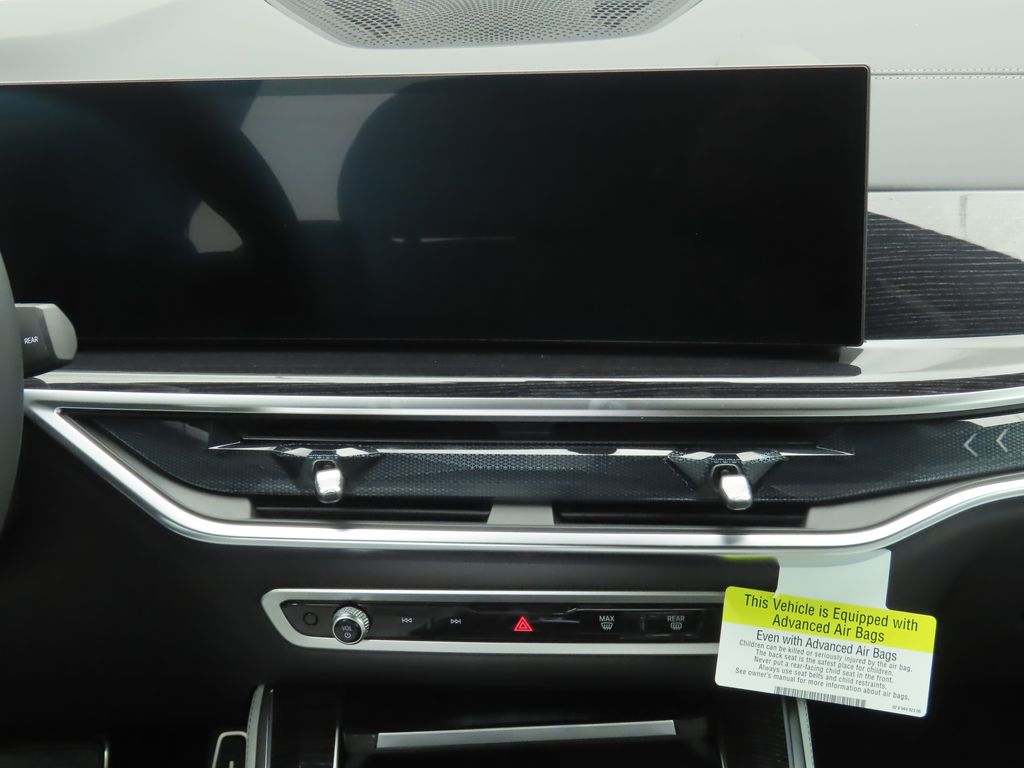 Thumbnail: 2026 BMW X5 - 14