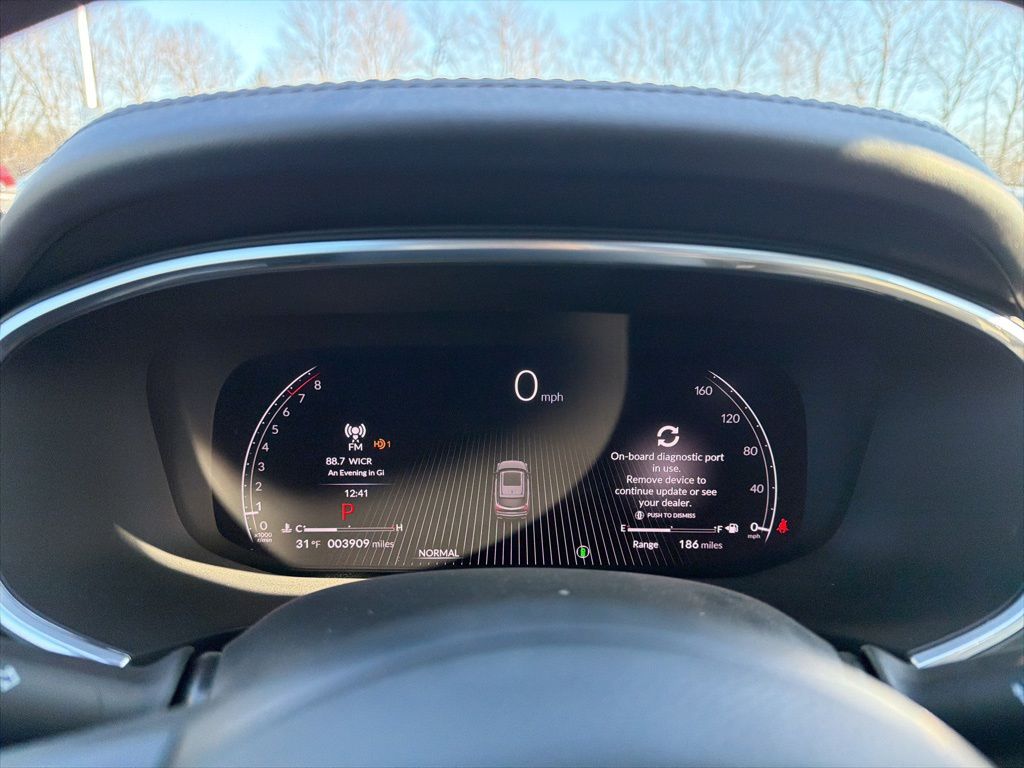 Thumbnail: 2025 Acura MDX - 30