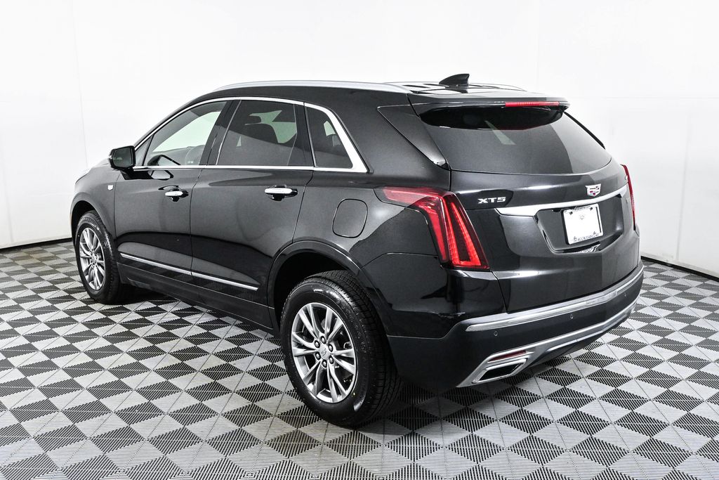 2022 Cadillac XT5 Premium Luxury 4