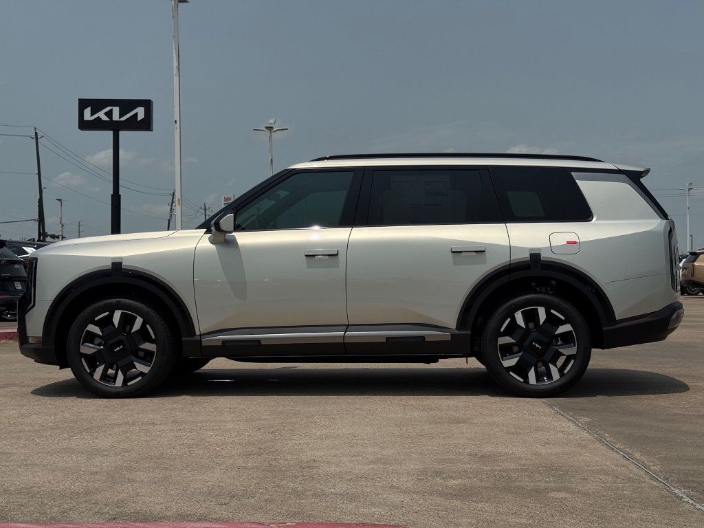 2027 Kia Telluride S Silver at Community Kia