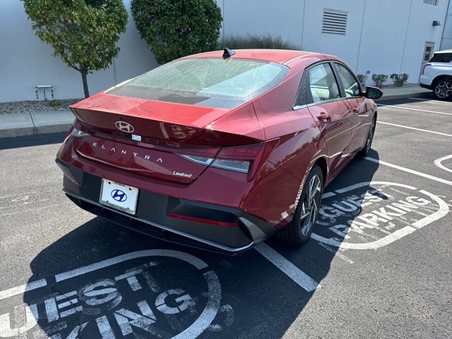 2024 Hyundai Elantra Limited Edition 5