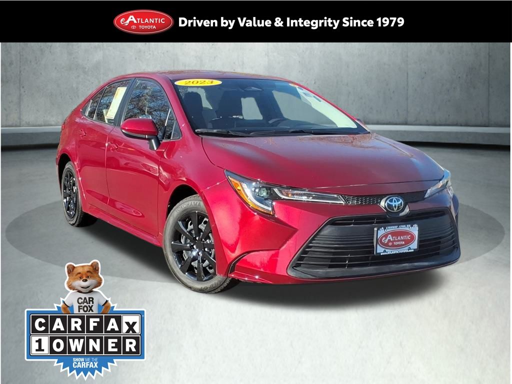 2023 Toyota Corolla LE's photo