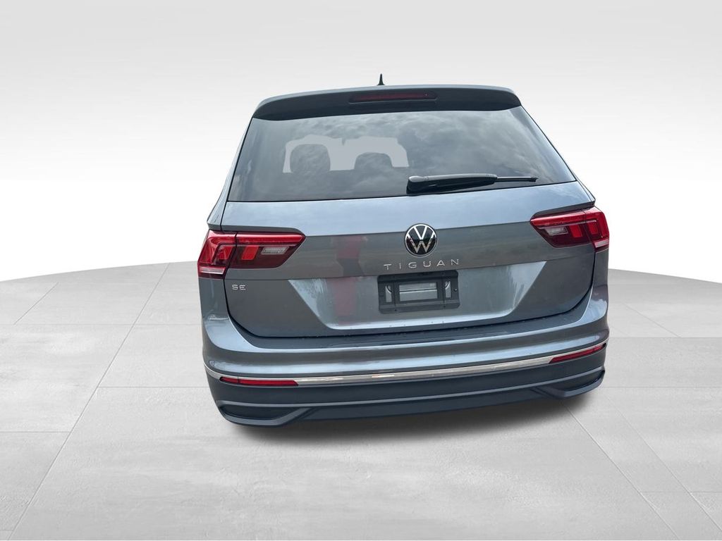 2023 Platinum Gray Metallic Volkswagen Tiguan 2.0T SE FWD SUV