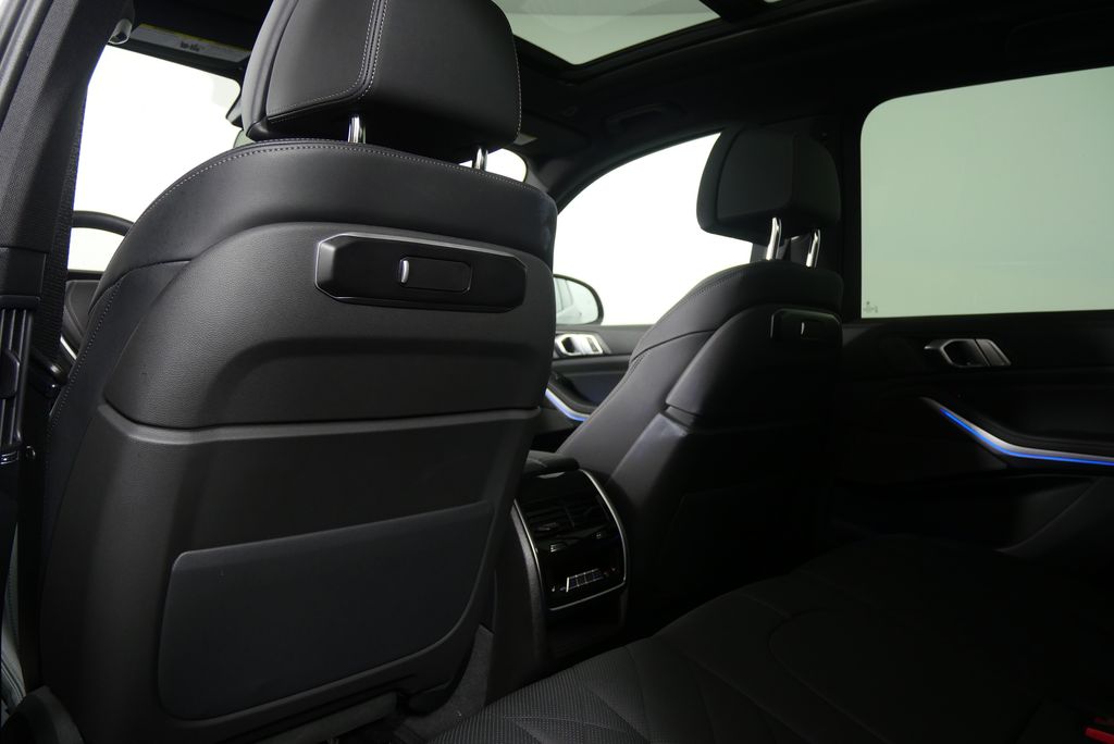 2025 BMW X5 xDrive40i 18