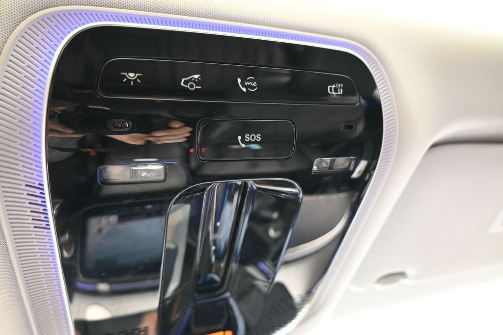 Used 2025 White Mercedes-Benz E 350 image 36