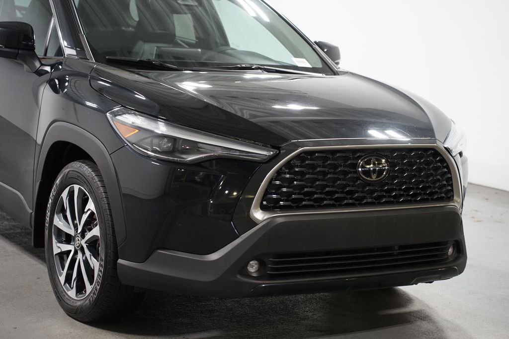 Thumbnail: 2024 Toyota Corolla Cross - 4