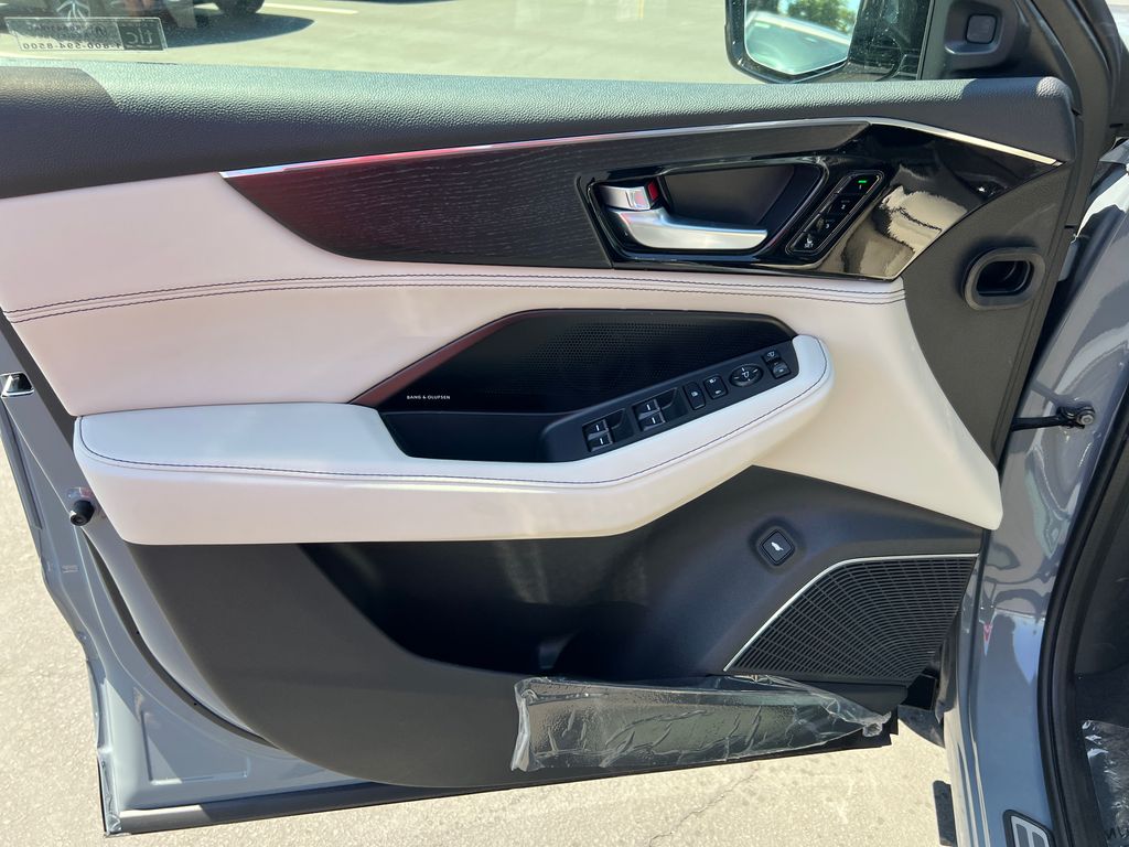 2025 Acura MDX Advance 11