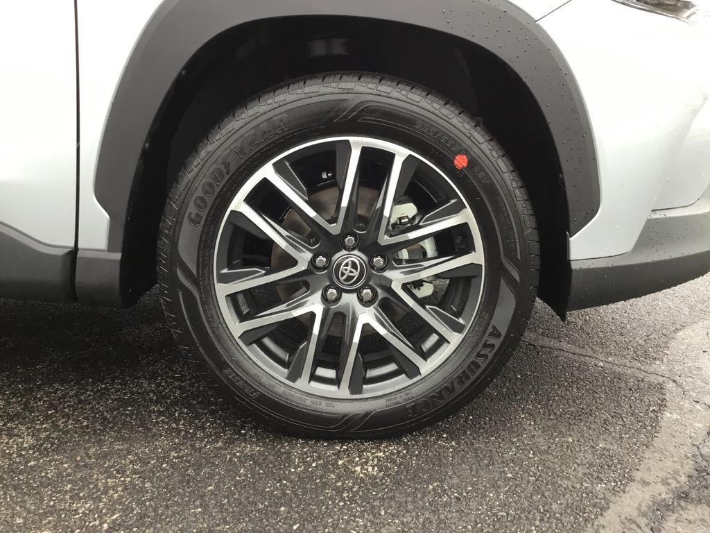 Thumbnail: 2026 Toyota Corolla Cross - 12