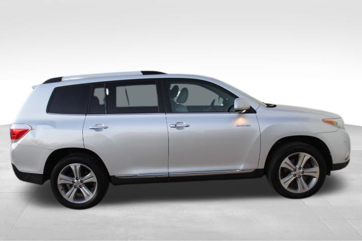Used Car 2011 Toyota Highlander  Limited For Sale Under $10,000 In Georgetown, Texas