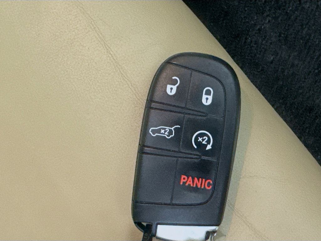 Used Car 2022 Jeep Grand Cherokee Wk  Limited For Sale Under $25,000 In Austin, Texas