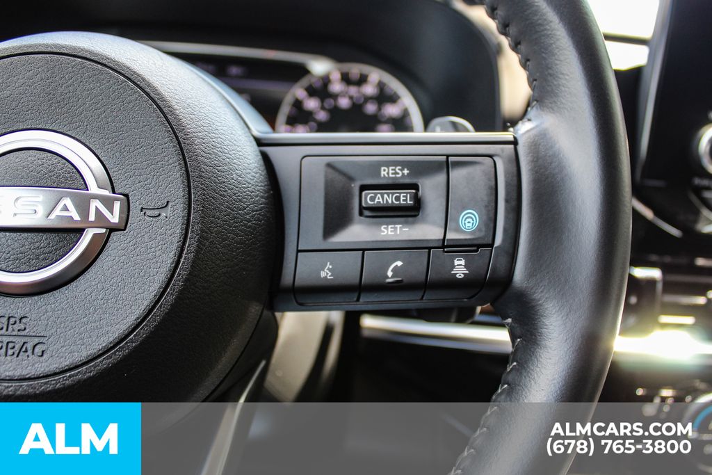 Used 2025 Gray Nissan SV image 28