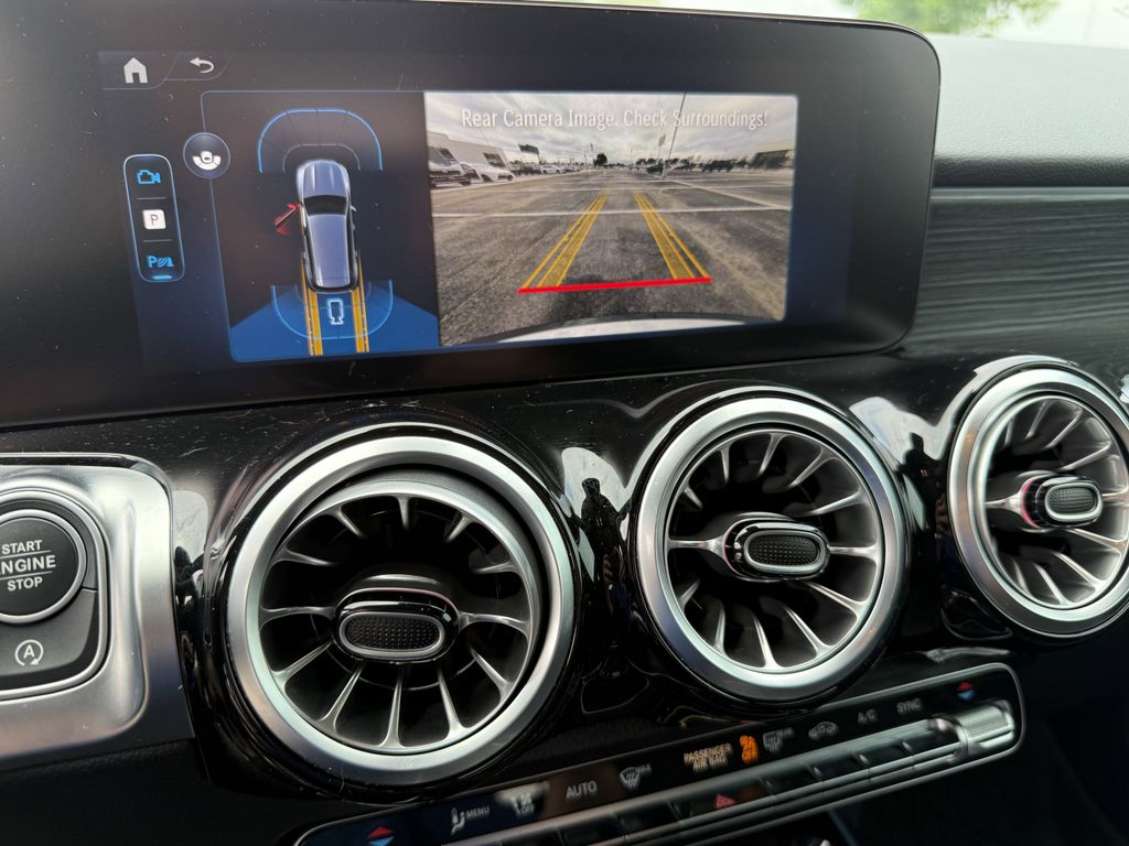 2025 Mercedes-Benz GLB GLB 250  at Ultimate Motorsports