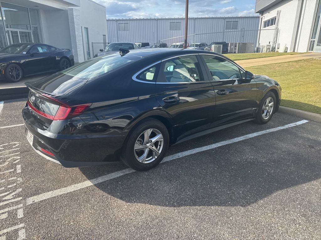 2022 Phantom Black Hyundai Sonata SE FWD Sedan