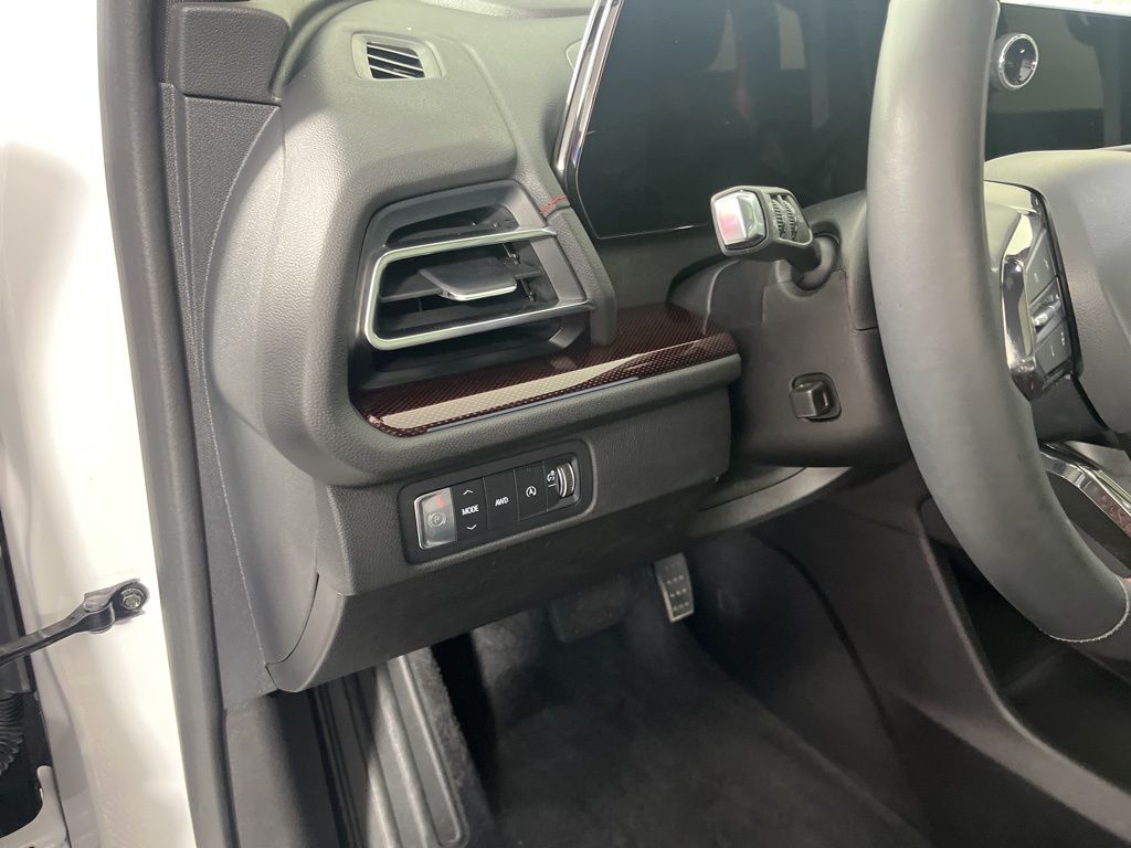 Thumbnail: 2024 Chevrolet Traverse - 28