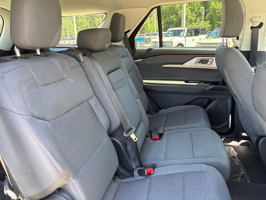Certified Used 2025 Gray Ford Active image 51