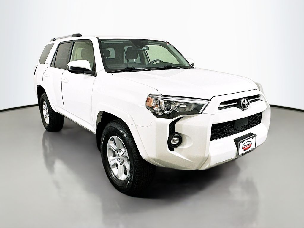 2023 Toyota 4Runner SR5 3