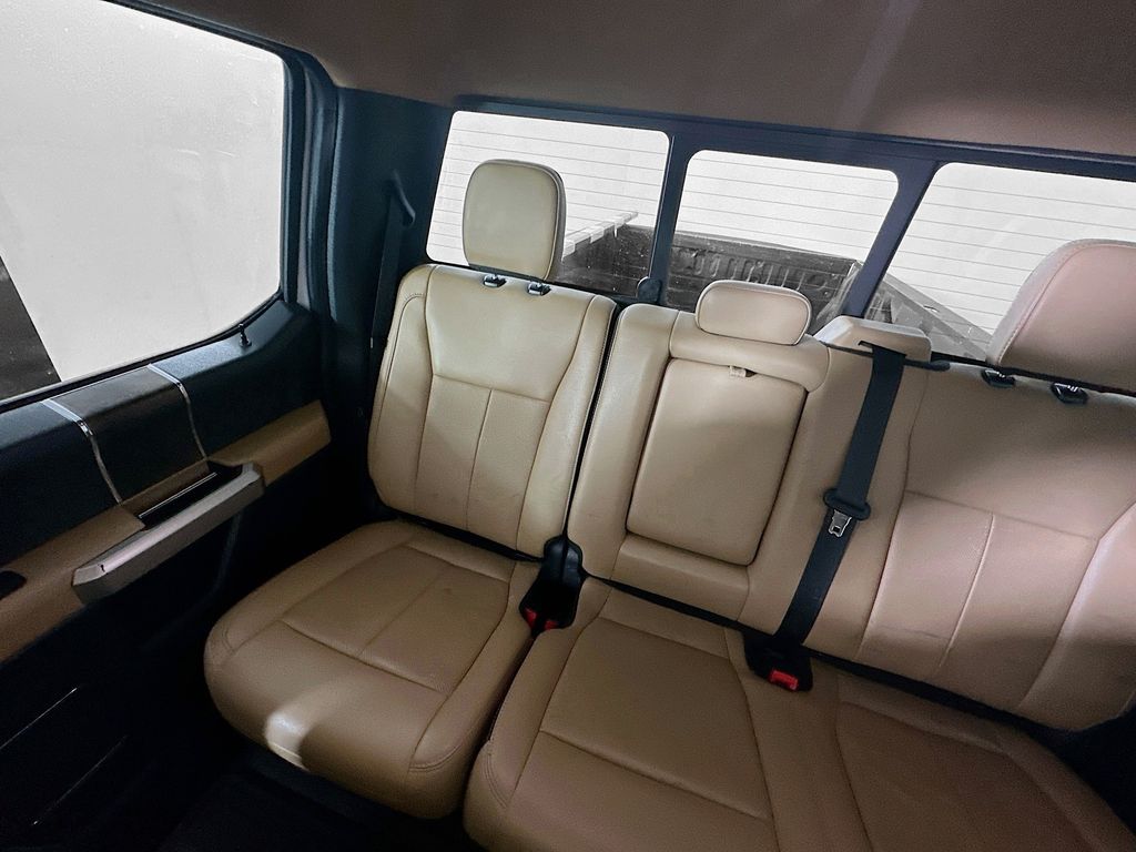 Used 2022 White Ford Lariat image 12