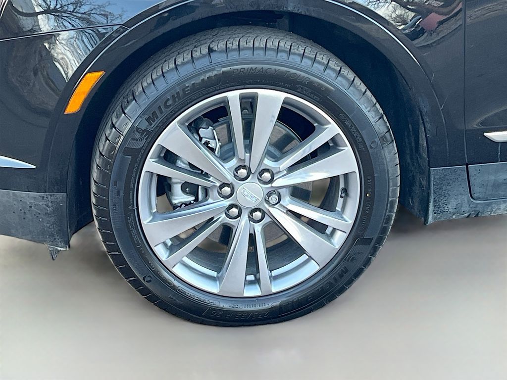 Used 2025 Black Cadillac Premium Luxury image 32