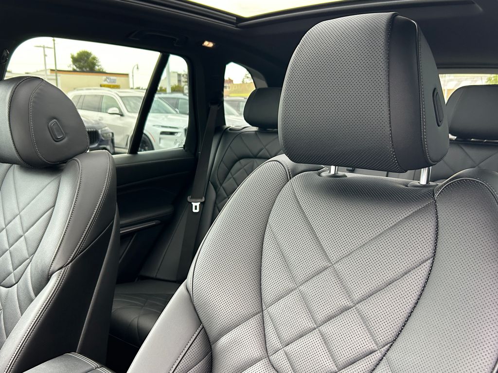 Thumbnail: 2024 BMW X5 - 14