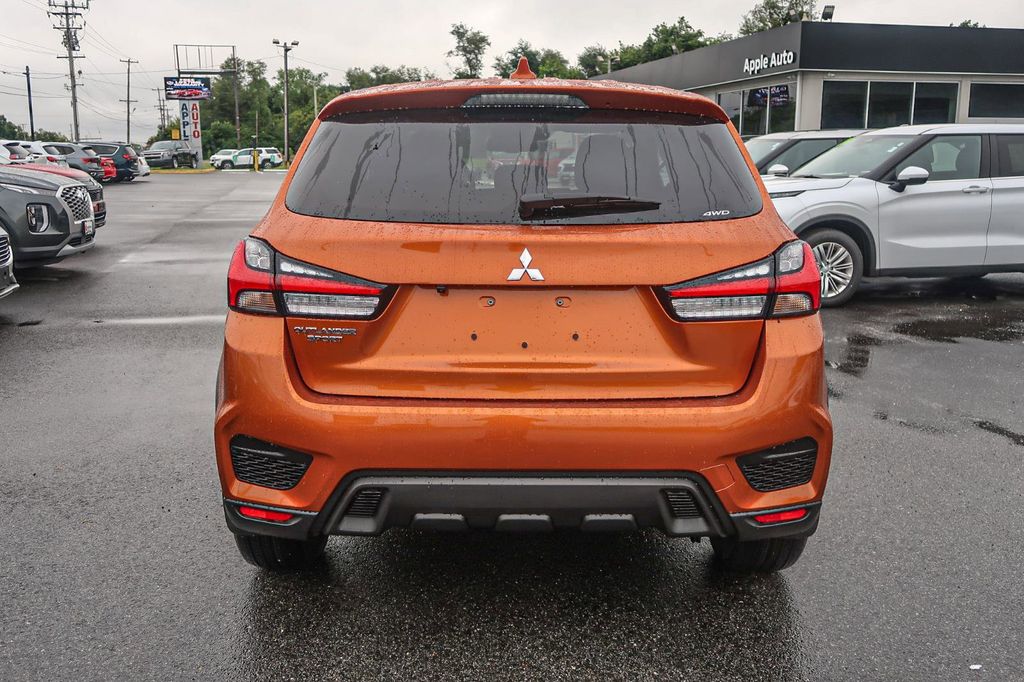 2025 Mitsubishi Outlander Sport 2.0 ES AWC