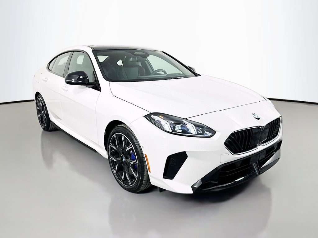 Thumbnail: 2026 BMW 2 Series - 3