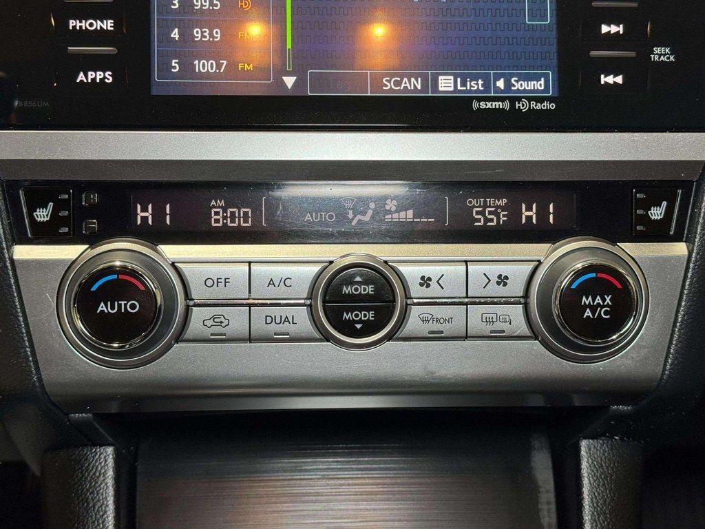 Used 2017 Crystal White Pearl Subaru 2.5i Premium image 6