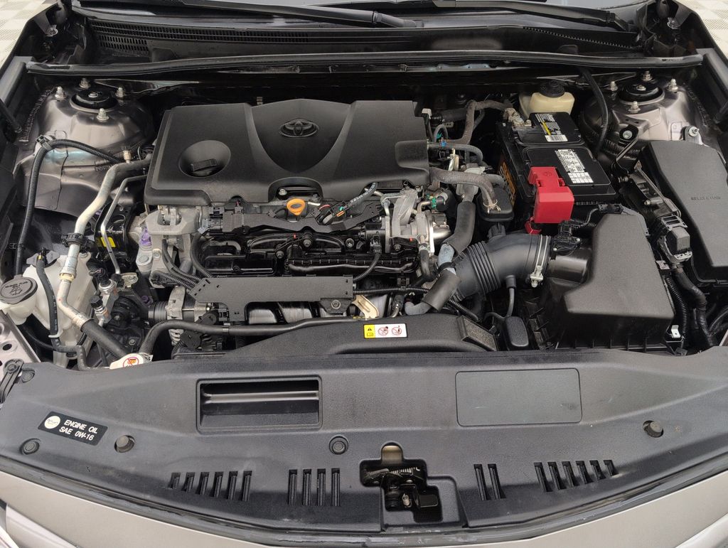 Certified Used 2018 Gray Toyota LE image 35