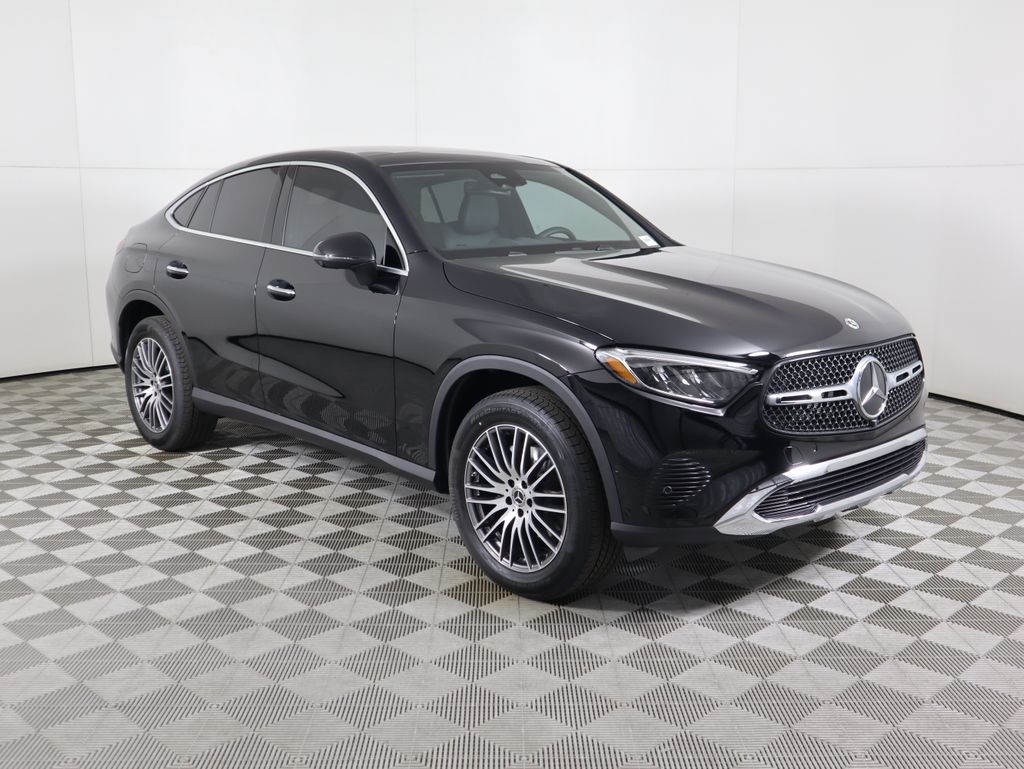 Thumbnail: 2026 Mercedes-Benz GLC - 3