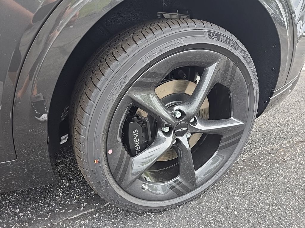 Thumbnail: 2026 Genesis GV70 - 15