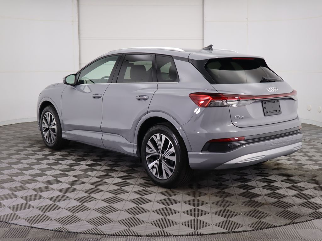 2025 Audi Q4 e-tron  7