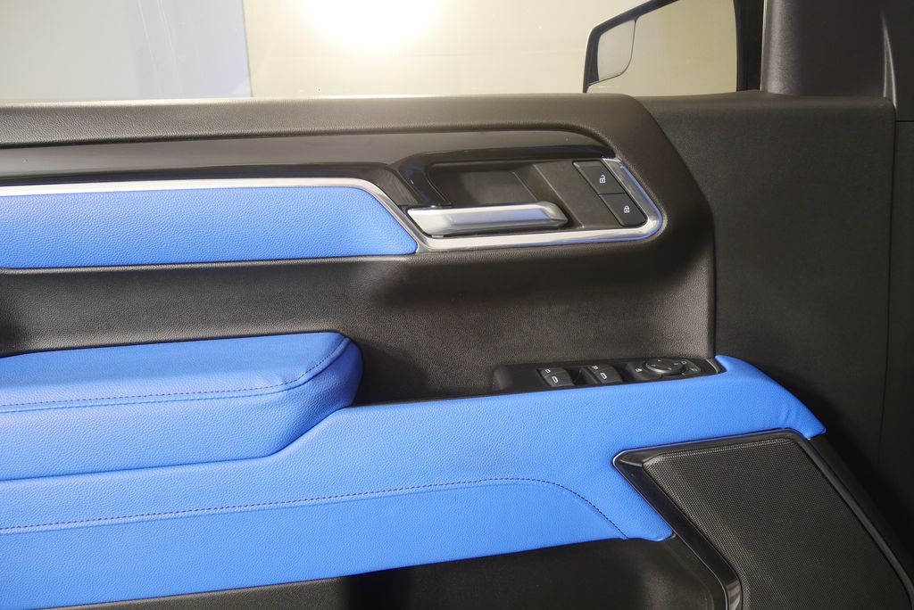 Thumbnail: 2022 Chevrolet Silverado 1500 - 10