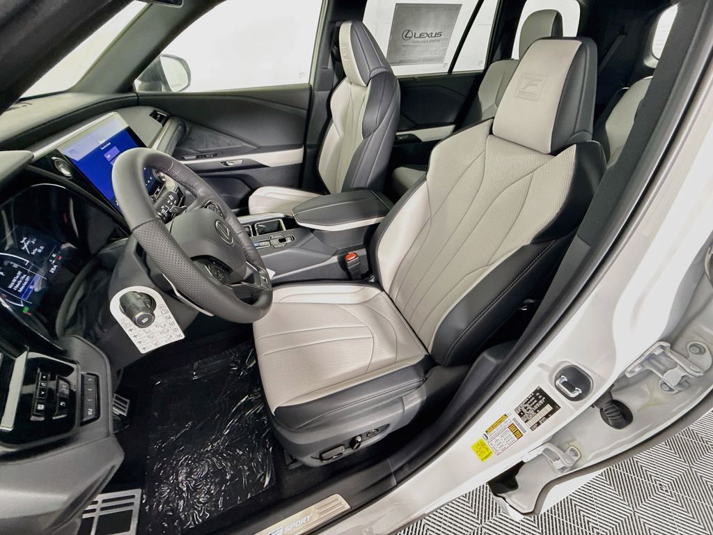Thumbnail: 2026 Lexus TX - 16