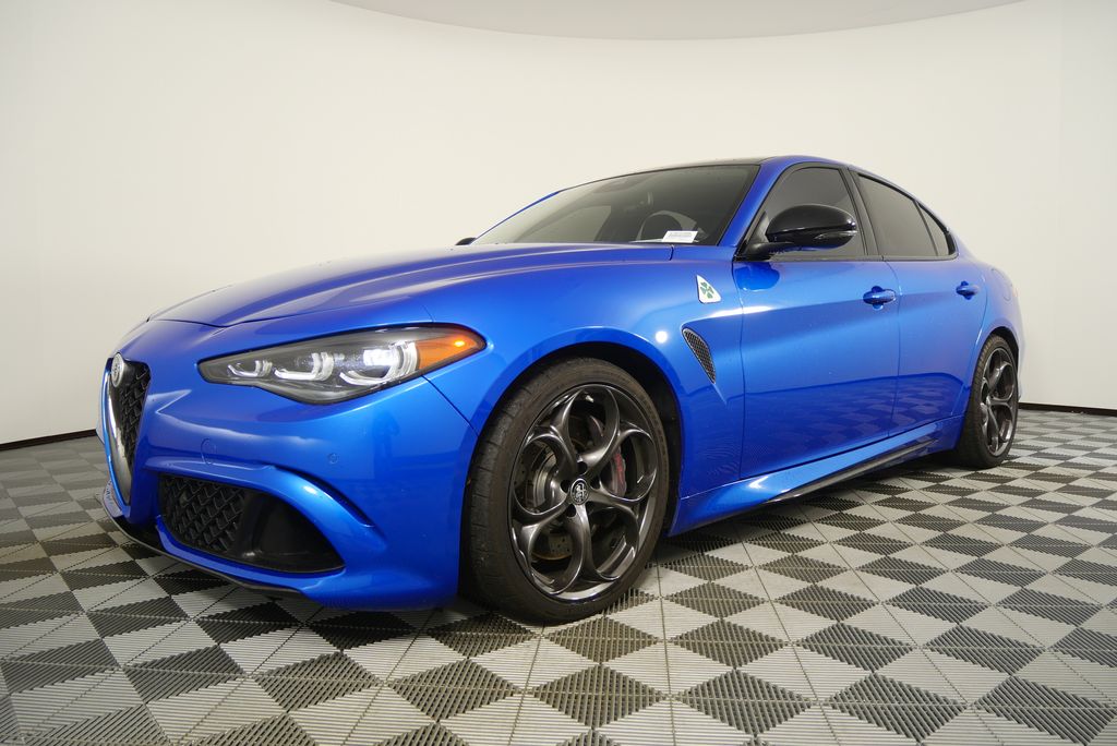 Thumbnail: 2024 Alfa Romeo Giulia - 10