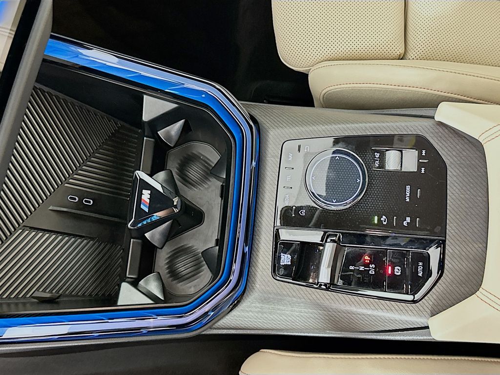 Thumbnail: 2025 BMW X3 - 17