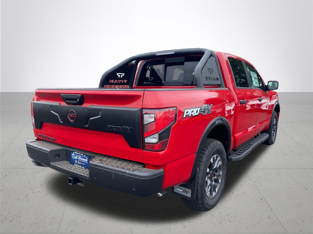 2024 Nissan Titan PRO-4X