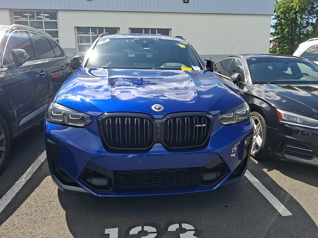 Thumbnail: 2023 BMW X4 - 2