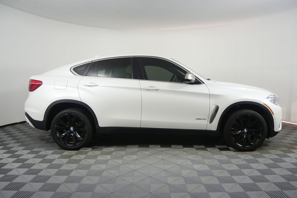 Thumbnail: 2019 BMW X6 - 2