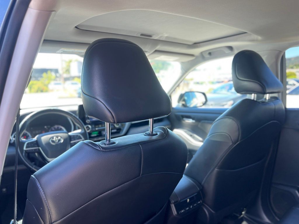 Used 2022 Toyota Highlander SUV